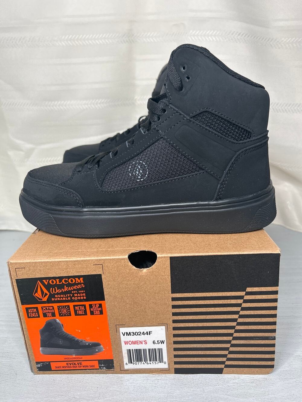 Volcom Evolve Composite Toe High Top Work Shoes Black Womens 6.5W